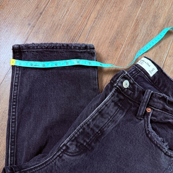 Abercrombie & Fitch The Dad High Rise Straight Leg Jeans Black Torn Ripped Knee - Picture 3 of 12